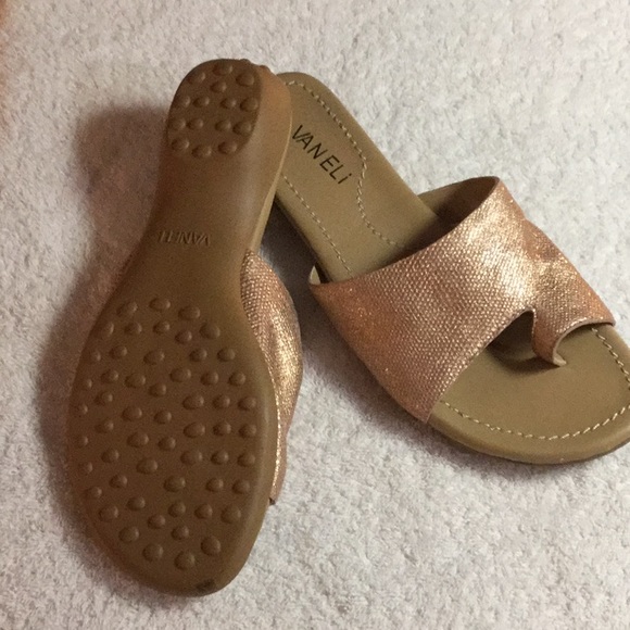 Van Eli Sandals - Picture 2 of 3